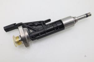 Used Injector (petrol injection) BMW 3 serie (F30) 320i 2.0 16V Price € 90,75 Inclusive VAT offered by Brus Motors BV