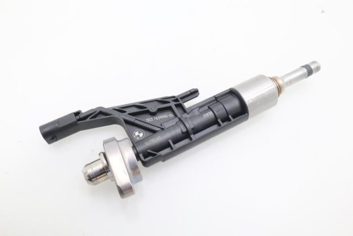 Inyector (inyección de gasolina) de un MINI Mini (F56) 1.5 12V Cooper 2017