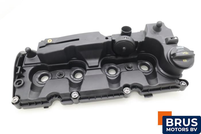 Gebrauchte Ventildeckel Skoda Octavia Combi (5EAC) 2.0 TDI GreenTec 16V Preis € 90,75 Mit Mehrwertsteuer angeboten von Brus Motors BV