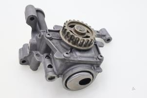 Used Oil pump Ford Focus 3 1.0 Ti-VCT EcoBoost 12V 125 Price € 121,00 Inclusive VAT offered by Brus Motors BV