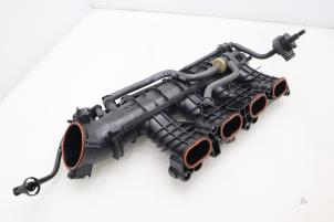 Used Intake manifold Mercedes E (W213) E-350 EQ Boost 2.0 Turbo 16V Price € 121,00 Inclusive VAT offered by Brus Motors BV
