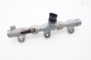 Used Fuel injector nozzle Renault Master IV (JV) 2.3 dCi 16V 145 Price € 121,00 Inclusive VAT offered by Brus Motors BV