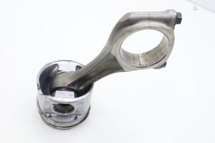 Used Connecting rod Iveco New Daily IV 35C15V, 35C15V/P Price € 90,75 Inclusive VAT offered by Brus Motors BV