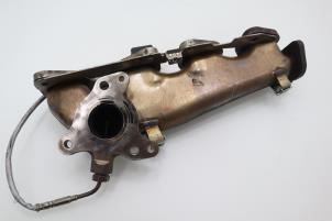 Used Exhaust manifold Mercedes C (W205) C-220 2.2 CDI BlueTEC, C-220 d 16V Price € 90,75 Inclusive VAT offered by Brus Motors BV