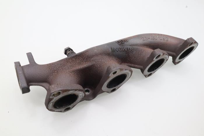Exhaust manifold from a MINI Countryman (R60) 2.0 Cooper SD 16V ALL4 2015