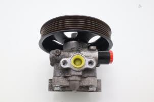 Used Power steering pump Kia Sorento II (XM) 2.2 CRDi 16V VGT 4x4 Price € 121,00 Inclusive VAT offered by Brus Motors BV