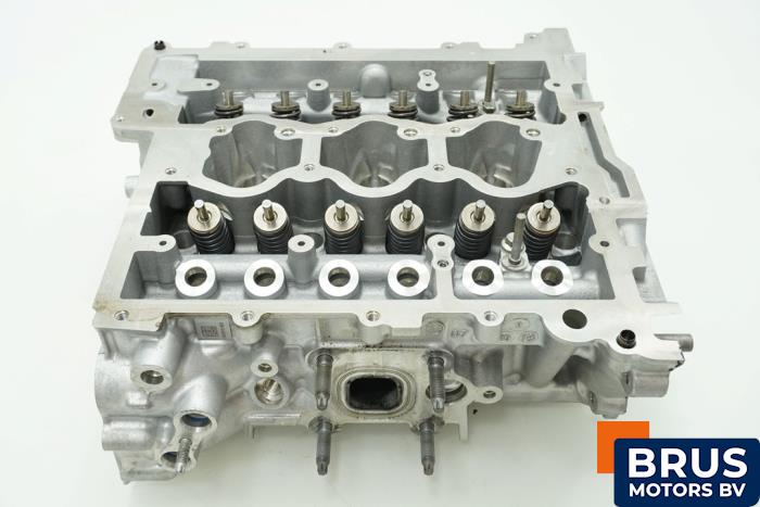 Begagnade Topplock Ford Focus 4 1.0 Ti-VCT EcoBoost 12V 125 Pris € 605,00 Inklusive moms erbjuds av Brus Motors BV