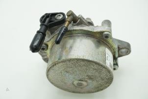 Usados Bomba de vacío (diésel) Fiat Punto III (199) 1.3 JTD Multijet 85 16V Precio € 60,50 IVA incluido ofrecido por Brus Motors BV