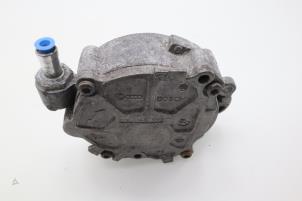 Usados Bomba de vacío (diésel) Volkswagen Caddy Combi IV 1.6 TDI 16V Precio € 90,75 IVA incluido ofrecido por Brus Motors BV