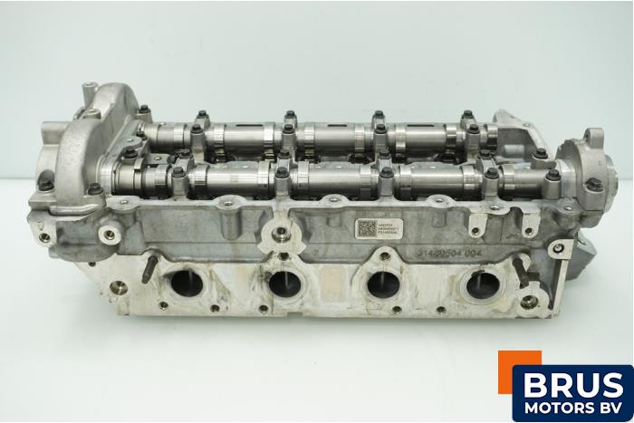 Cylinder head Volvo V60 I 2.0 D2 16V - 31430110006 D4204T8