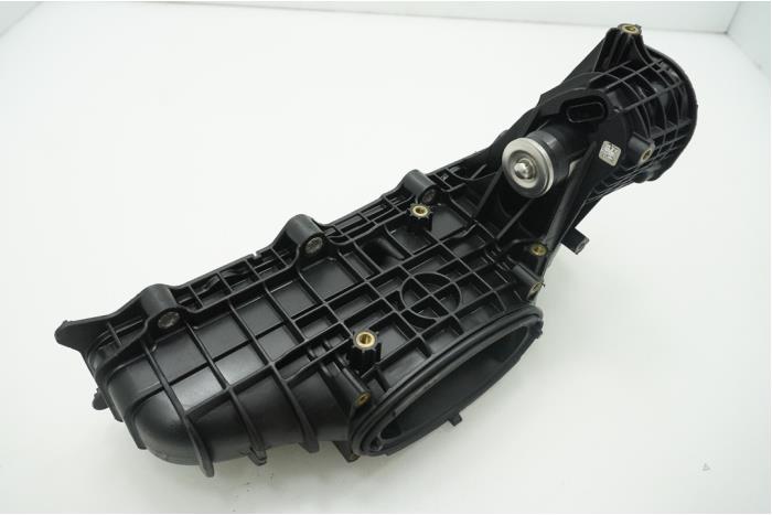 Intake manifold from a Mercedes-Benz ML III (166) 2.1 ML-250 CDI 16V BlueTEC 4-Matic 2014