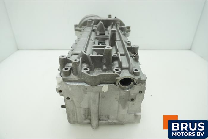 Usagé Culasse Mercedes S (W221) 3.0 S-320 CDI 24V Prix € 363,00 Prix TTC proposé par Brus Motors BV