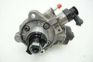 Usagé Pompe carburant mécanique Mitsubishi Canter 3.0 16V 815,816 Prix € 363,00 Prix TTC proposé par Brus Motors BV