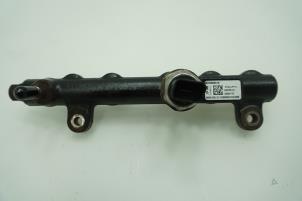 Used Fuel injector nozzle Peugeot Boxer (U9) 2.2 HDi 130 Euro 5 Price € 90,75 Inclusive VAT offered by Brus Motors BV