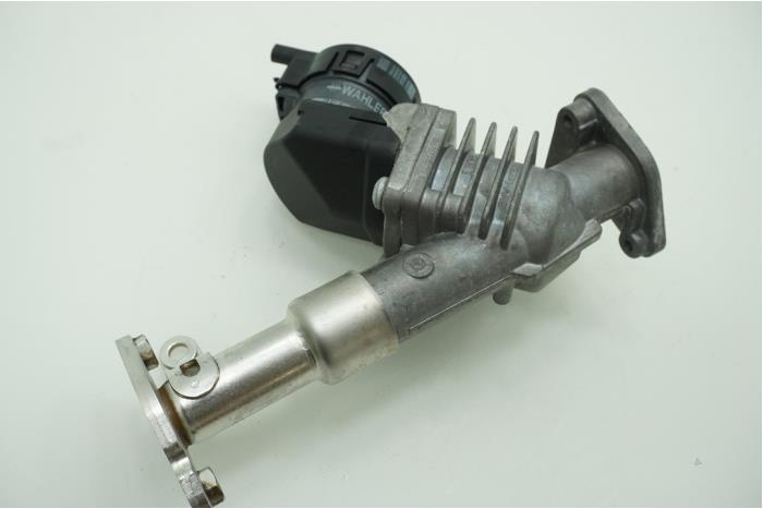 EGR valve from a BMW 1 serie (E81) 116i 1.6 16V 2013
