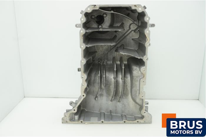 Usagé Couvercle carter Volkswagen Touareg (7LA/7L6) 2.5 TDI R5 Prix € 90,75 Prix TTC proposé par Brus Motors BV