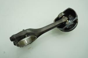 Used Connecting rod Volkswagen Golf VII (AUA) 1.4 TSI 16V Price € 90,75 Inclusive VAT offered by Brus Motors BV