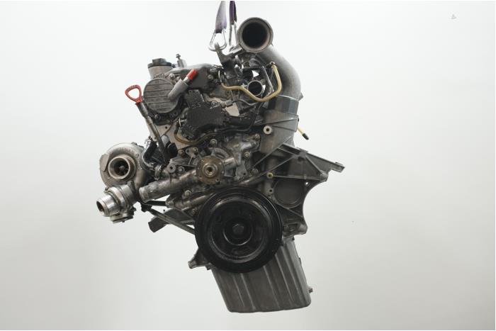 Motor de un Mercedes-Benz Sprinter 4t (904) 416 CDI 20V 2002
