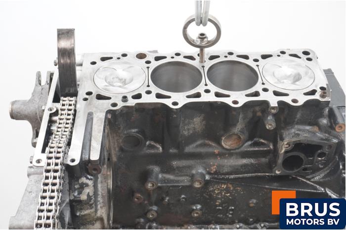 Motor van een Mercedes-Benz Sprinter 3t (903) 308D 1998