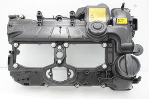 Usados Tapa de válvulas BMW 2 serie (F22) 220i 2.0 Turbo 16V Precio € 121,00 IVA incluido ofrecido por Brus Motors BV