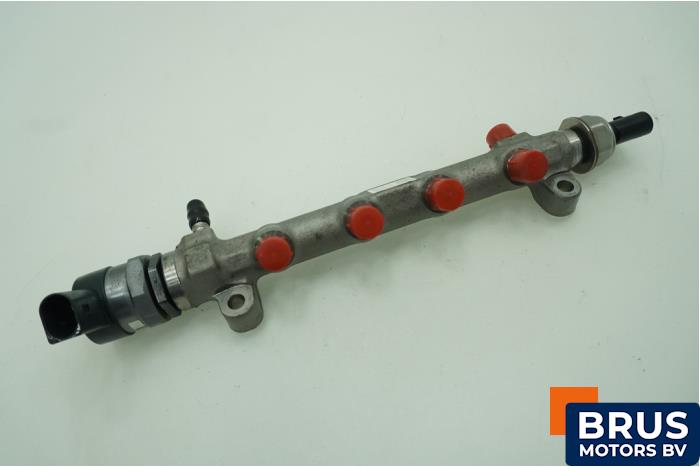 Usagé Système d'injection Volkswagen Golf VII (AUA) 2.0 GTD 16V Prix € 121,00 Prix TTC proposé par Brus Motors BV