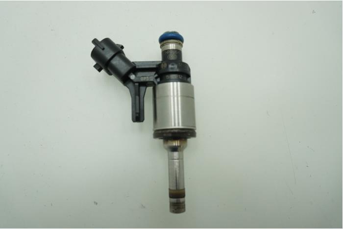 Injektor (Benzineinspritzung) van een BMW 1 serie (F20) 116i 1.6 16V 2014