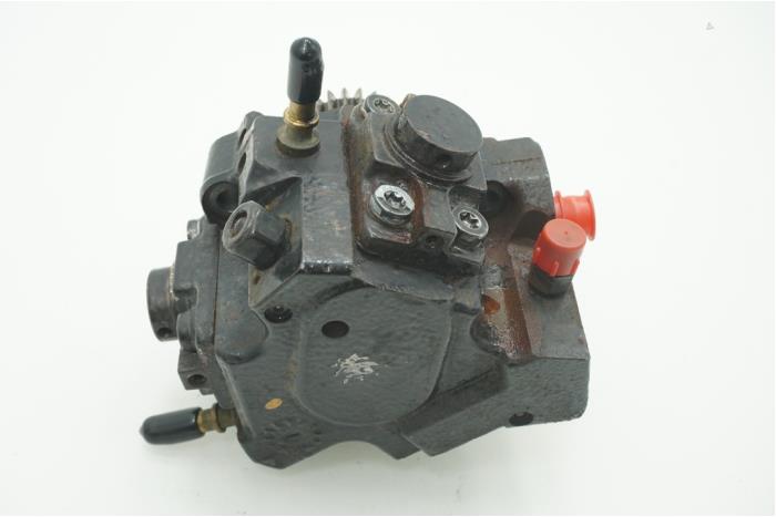 Mechanical fuel pump from a Renault Trafic (1FL/2FL/3FL/4FL) 1.6 dCi 95 2019