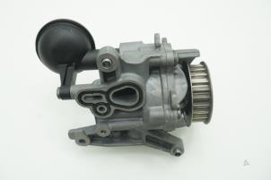 Used Oil pump Opel Astra Mk.7 1.2 130 Price € 121,00 Inclusive VAT offered by Brus Motors BV