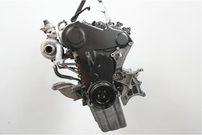 Motor van een Volkswagen Crafter 2.0 TDI 2017