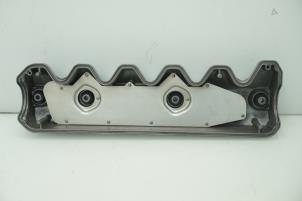 Used Rocker cover Volkswagen Crafter 2.5 TDI 30/32/35 Price € 121,00 Inclusive VAT offered by Brus Motors BV