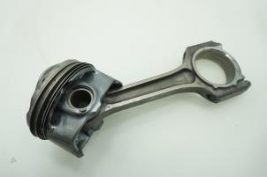 Used Connecting rod Ford Focus 3 Wagon 1.0 Ti-VCT EcoBoost 12V 125 Price € 90,75 Inclusive VAT offered by Brus Motors BV