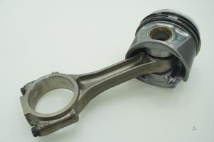 Used Connecting rod Volkswagen Touran (1T1/T2) 2.0 TDI 16V 140 Price € 90,75 Inclusive VAT offered by Brus Motors BV