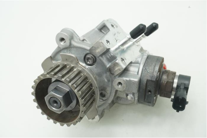 Mechanical fuel pump Opel Vivaro 1.5 CDTI 102 - 0445010761 YH01 BOSCH