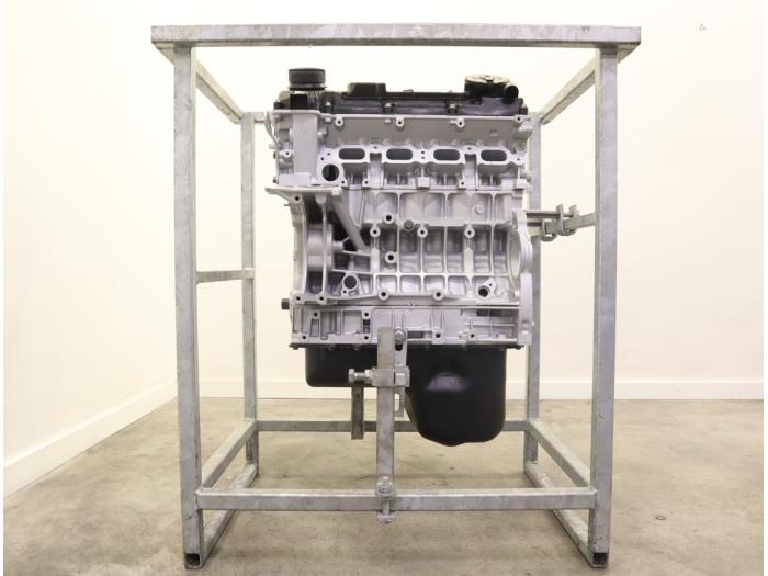 Motor de un BMW 3 serie (E93) 318i 16V 2012