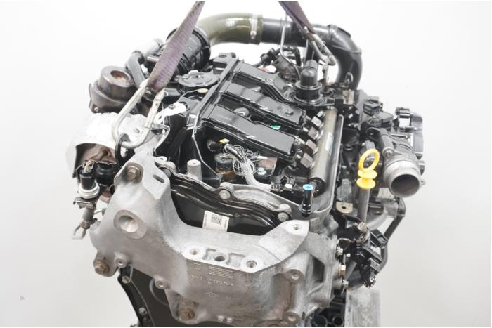 Motor from a Vauxhall Vivaro B 1.6 CDTI 95 Euro 6 2017