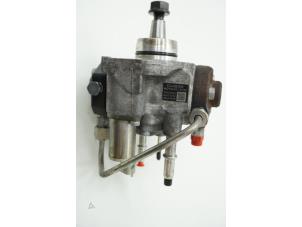 Used Mechanical fuel pump Opel Zafira Tourer (P12) 1.6 CDTI 16V ecoFLEX 120 Price € 211,75 Inclusive VAT offered by Brus Motors BV