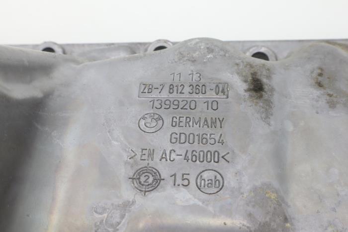 Sump from a BMW 3 serie (E92) 320d 16V 2012