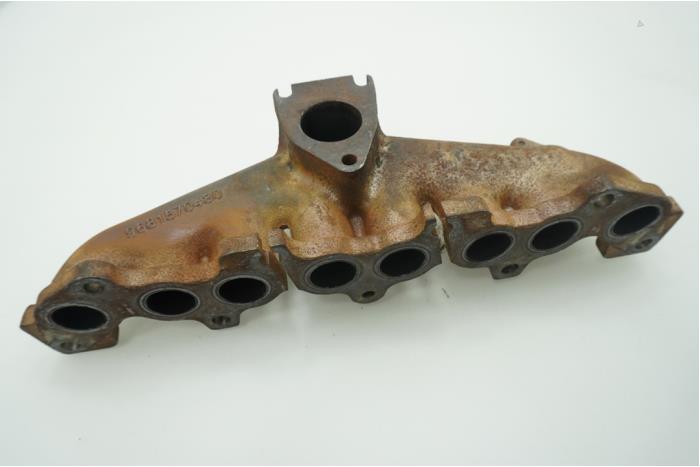 Exhaust manifold from a Citroën C4 Berline (LC) 2.0 HDi 16V 138 2011