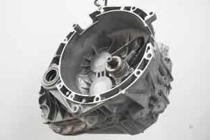 Gebrauchte Getriebe Opel Combo 1.3 CDTI 16V Preis € 605,00 Mit Mehrwertsteuer angeboten von Brus Motors BV
