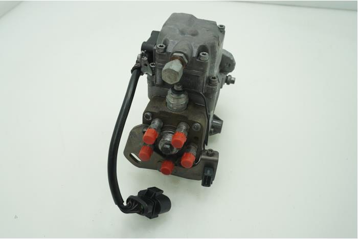 Mechanical fuel pump from a Volvo S80 (TR/TS) 2.5 D 2002