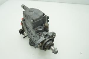 Usados Bomba de gasolina mecánica Volvo S80 (TR/TS) 2.5 D Precio € 121,00 IVA incluido ofrecido por Brus Motors BV