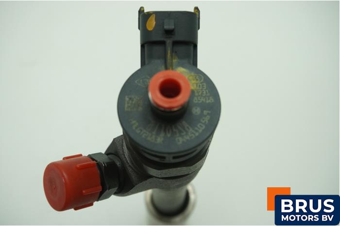 Usagé Injecteurs Renault Trafic (1EL) 1.6 dCi 125 Twin Turbo Prix € 121,00 Prix TTC proposé par Brus Motors BV