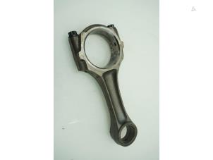Used Connecting rod Toyota Land Cruiser 100 (J10) 4.2 TDI 100 24V Price € 90,75 Inclusive VAT offered by Brus Motors BV
