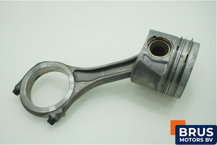Usados Biela Volkswagen Amarok 3.0 TDI V6 24V 4Motion Precio € 90,75 IVA incluido ofrecido por Brus Motors BV