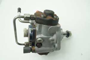 Used Mechanical fuel pump Mitsubishi L-200 2.4 Clean Diesel 4WD Price € 302,50 Inclusive VAT offered by Brus Motors BV
