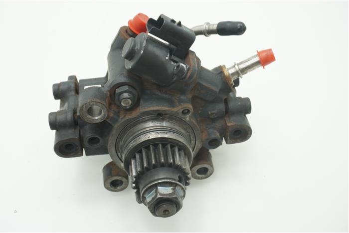 Mechanical fuel pump from a Renault Master IV (JV) 2.3 dCi 16V 145 2018