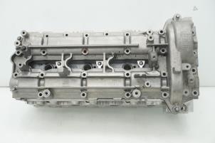 Used Cylinder head Mercedes Sprinter 3,5t (906.63) 319 CDI,BlueTEC V6 24V Price € 484,00 Inclusive VAT offered by Brus Motors BV