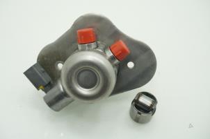 Used Mechanical fuel pump BMW 1 serie (E88) 118i 16V Price € 121,00 Inclusive VAT offered by Brus Motors BV