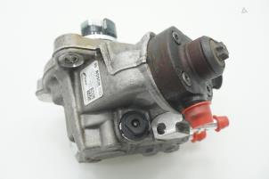 Usagé Pompe carburant mécanique Mitsubishi Canter 3.0 Di-D 16V 413 Prix € 363,00 Prix TTC proposé par Brus Motors BV