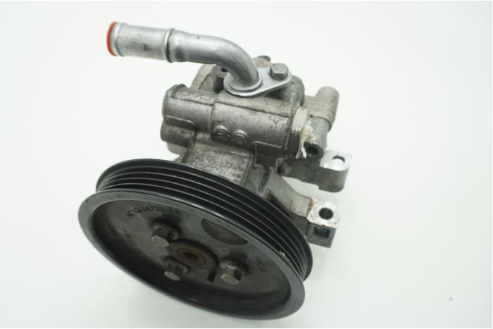 Power steering pump from a Ford Transit 2.2 TDCi 16V 2014